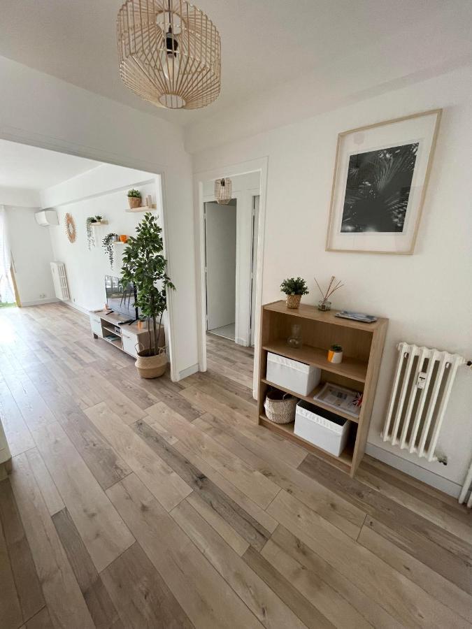 Comfortable With Parking - Riviera Apartment Antibes